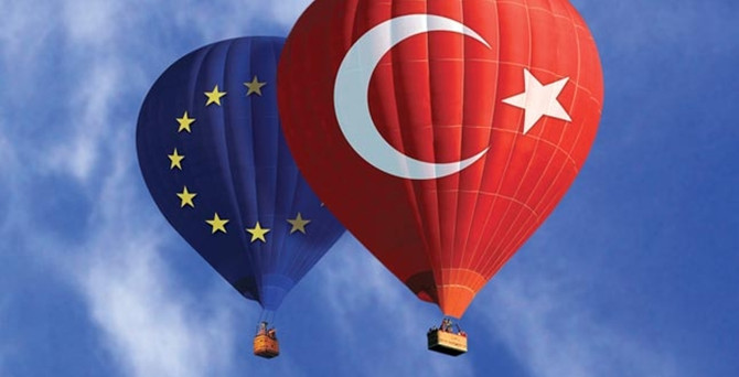 AB üyeliğine destekte sert düşüş