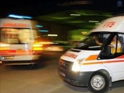 Ambulans devrildi: 1 ölü, 2 yaralı