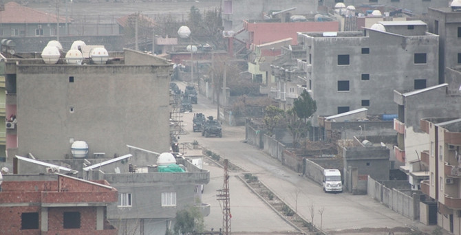 Cizre'de tehlikeli gerginlik: 3 ölü
