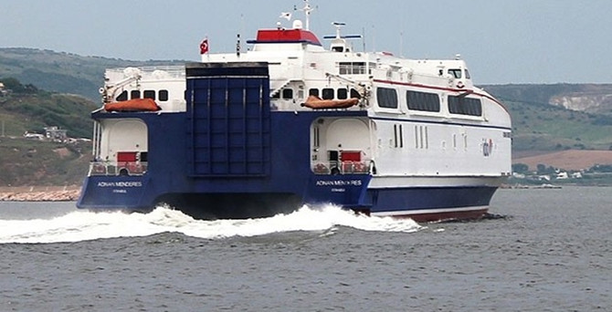 Lodos Marmara'yı etkisi altına aldı, ulaşım durdu!