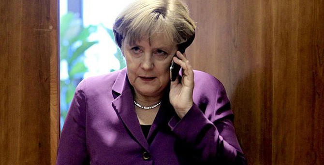 Merkel'e yeni bir şok