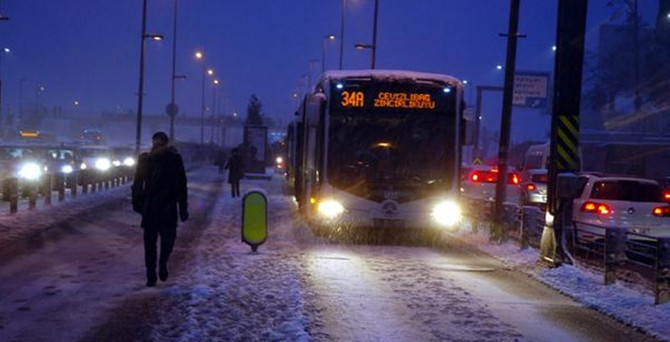 İstanbul'da kar yağışı başladı