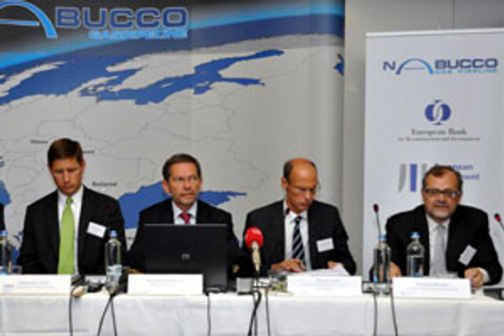 Nabucco'ya 4 milyar euroluk kredi geliyor