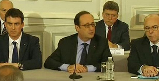 Hollande'dan operasyon açıklaması