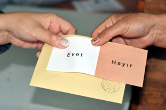 Türkiye sandık başına gitti
