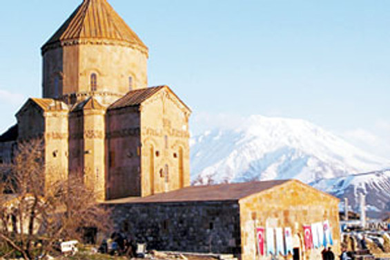 Ermeni turizmciden Van'a 5 yıldızlı otel