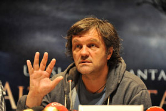 Kusturica Türkiye'den ayrıldı