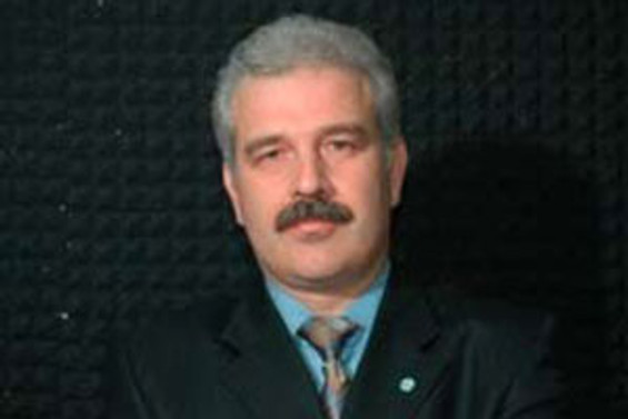 Ali Tezel CHP'ye katıldı