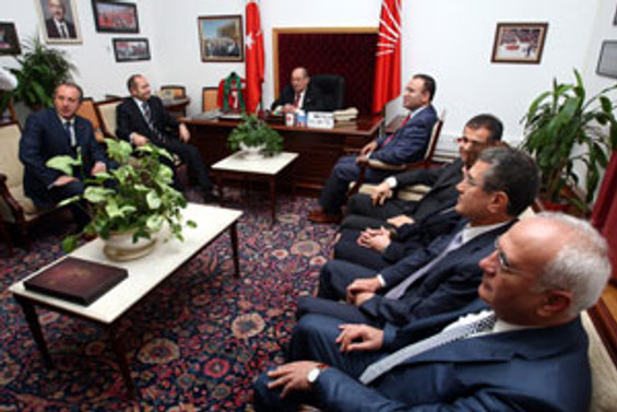 Türban 'sarpasardı'