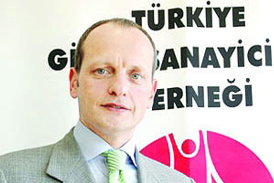 ”Türkiye, barışı füzeyle değil, istihdamla yakalayabilir”