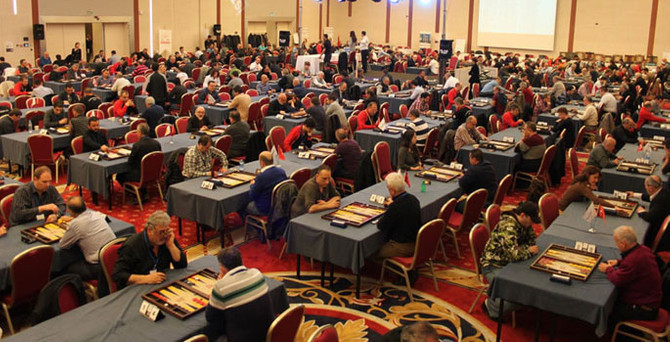 Tavla tutkunları İstanbul’da yarışıyor