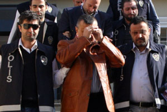 Sahte albay tutuklandı