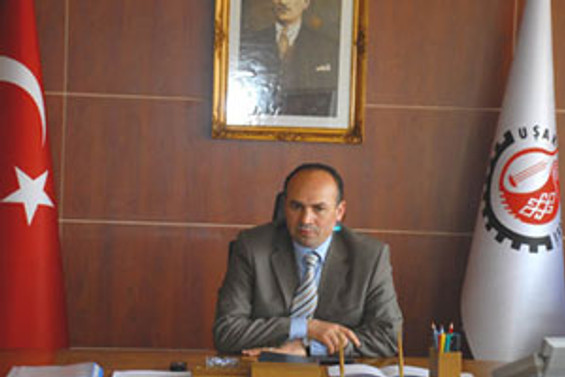 Uşak Belediye Başkanı MHP'den istifa etti