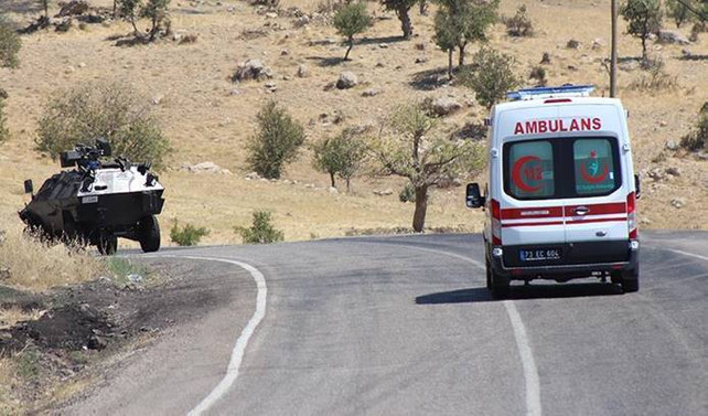 Teröristler kaçırdıkları korucuyu şehit etti