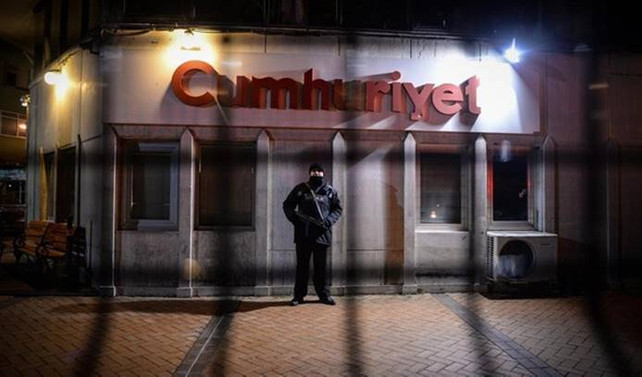Cumhuriyet Gazetesi Yayın Danışmanı Kadri Gürsel gözaltına alındı