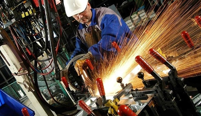 İmalat PMI ekimde yükseldi