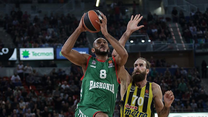 Fenerbahçe farklı mağlup oldu