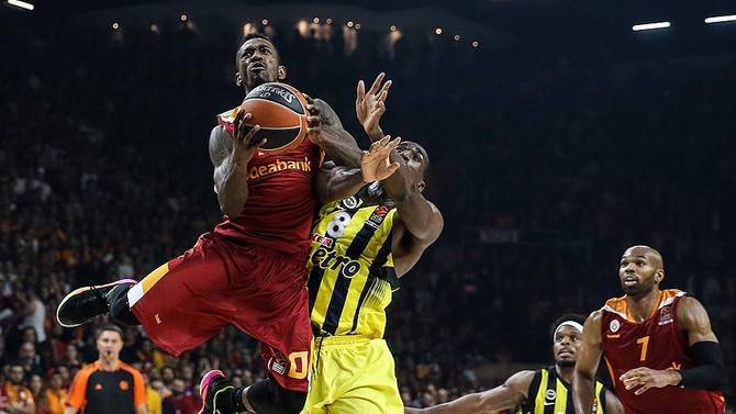 Potada derbi zamanı