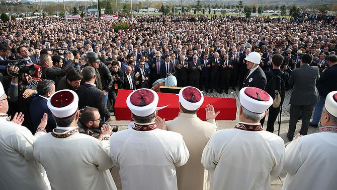 Şehit kaymakam için tören