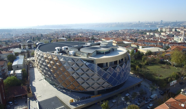 VakıfBank Spor Sarayı açıldı