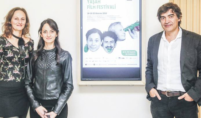 “Mevcut durum sürdürülemez kendi gücünüzü hatırlayın” diyen bir Festival