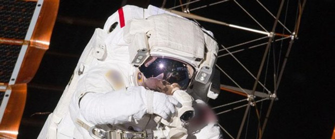 Çinli astronotlar Dünya'ya geri döndü