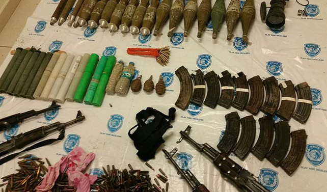 Van'da çok sayıda silah ele geçirildi