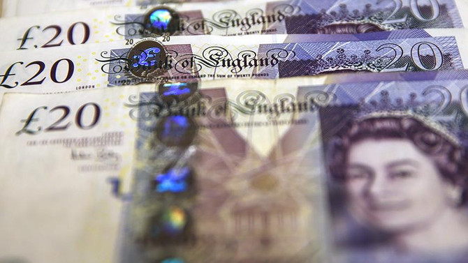 İngiltere'nin kamu finansmanı beklentilerden daha olumlu