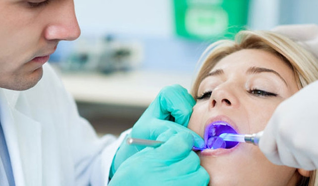 'Titanyum implantların kanserle ilişkisi yok'