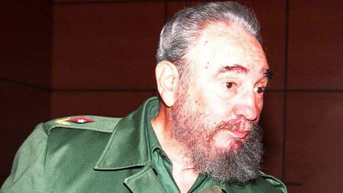 Fidel Castro hayatını kaybetti