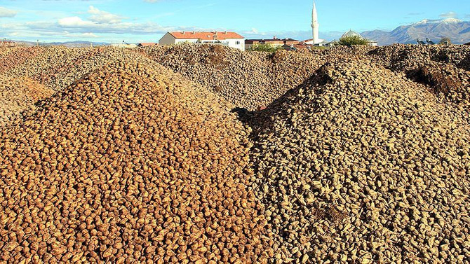 Pancar üreticisi 60 yıllık fabrikasına sahip çıktı