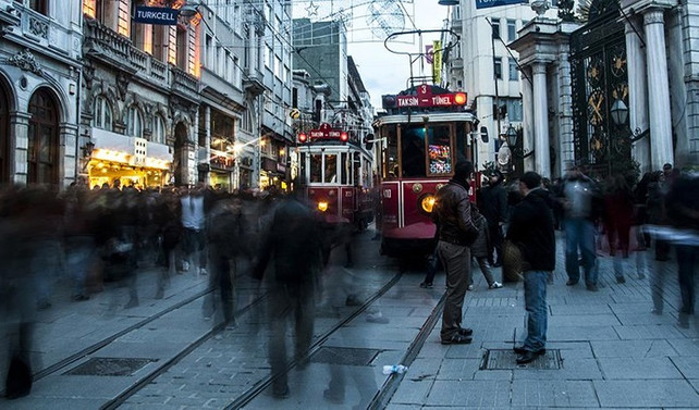 OECD: Türkiye'de büyüme yavaşlayacak
