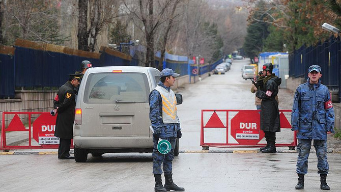 Kozmik Oda'da 14 tutuklama