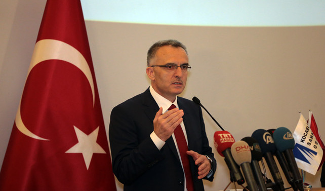 'Bütçede faiz giderini yüzde 9'a düşürdük'