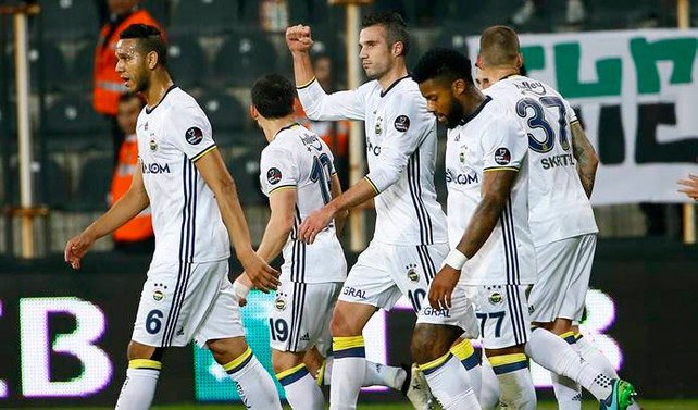 Fenerbahçe deplasmanda güldü