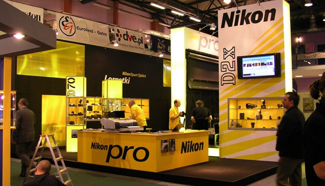 Nikon, bin kişiyi işten çıkaracak