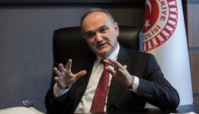 Özlü: Ekonomi son çeyrekte sıçrama yapacak