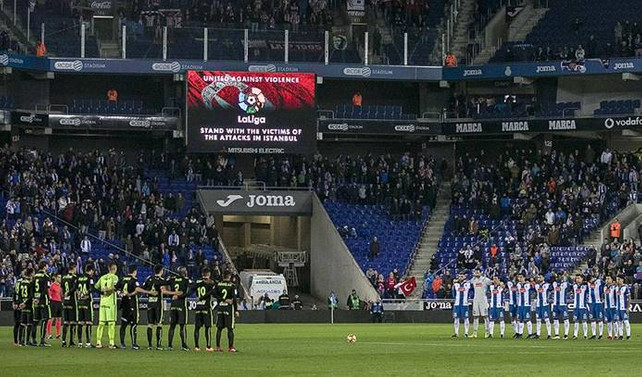 La Liga maçı öncesi İstanbul'daki terör saldırısı kurbanları anıldı