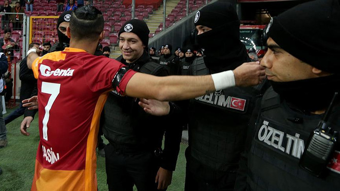 Hem gönüllerin, hem kariyerinin zirvesinde