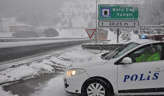 Bolu Dağı'nda kar yoğunluğu arttı