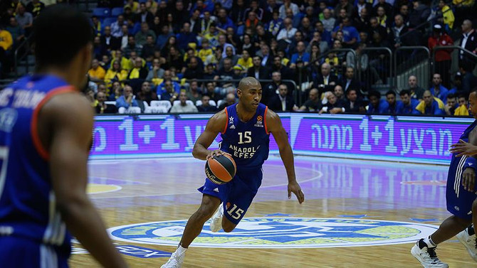 Anadolu Efes galibiyet serisini sürdürmek istiyor