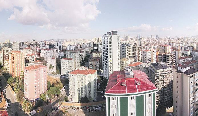 Gayrimenkulün büyükleri sokak arasına indi