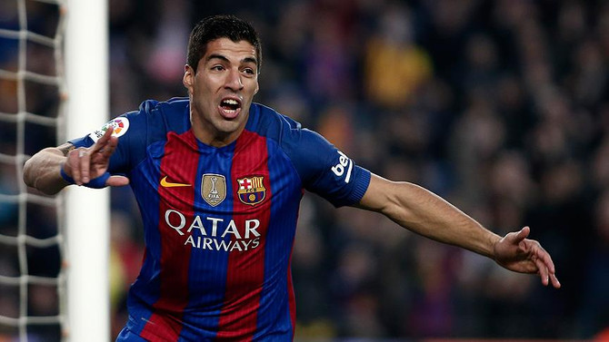 Barcelona Luis Suarez'in sözleşmesini uzattı