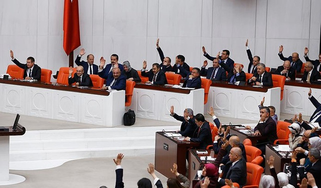 2017 bütçesi TBMM'de kabul edildi