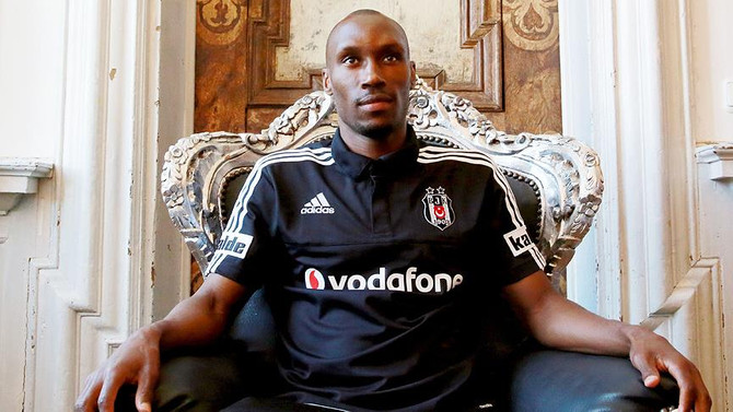 Hutchinson 5. kez yılın futbolcusu seçildi