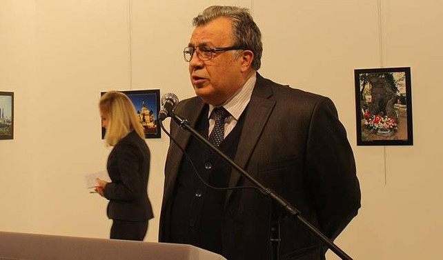Rusya Büyükelçisi Ankara'da suikaste uğradı