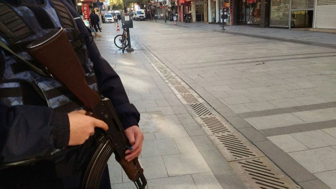 İzmir'deki bomba ihbarı asılsız çıktı