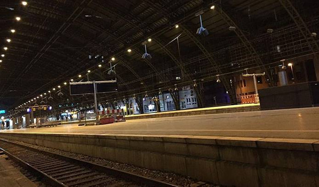 Köln merkez tren istasyonunda bomba alarmı