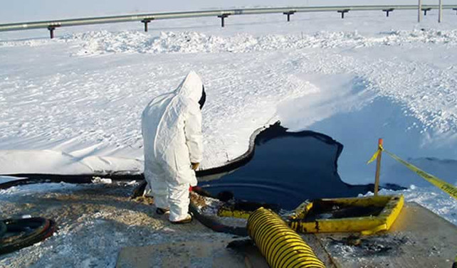 Obama'dan petrol faaliyetlerine 'süresiz' engel