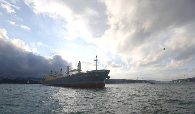 İstanbul Boğazı deniz trafiğine kapatıldı